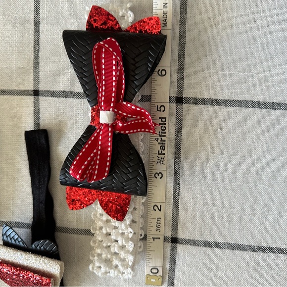 University of Georgia Black, white & red toddler hair bows/ headbands - Picture 6 of 8